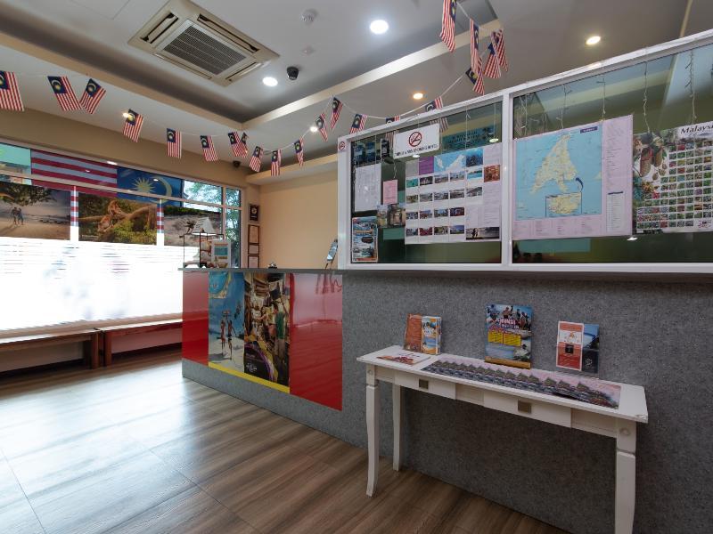 Oyo 89344 Labuan Avenue Hotel Экстерьер фото